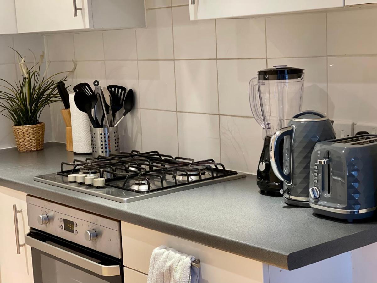 לונדון Mapesbury Dell Apartment מראה חיצוני תמונה